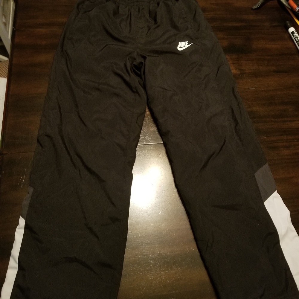 Nike windbreaker pants